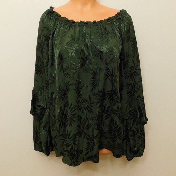 MICHAEL Michael Kors Tops - A140 Michael Kors Off-The-Shoulder Peasant Top - M